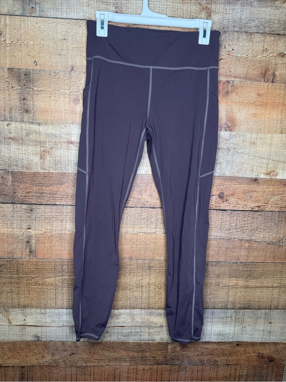 Vuori Stride Performance Pocket Leggings Womens M Purple High Rise VW429